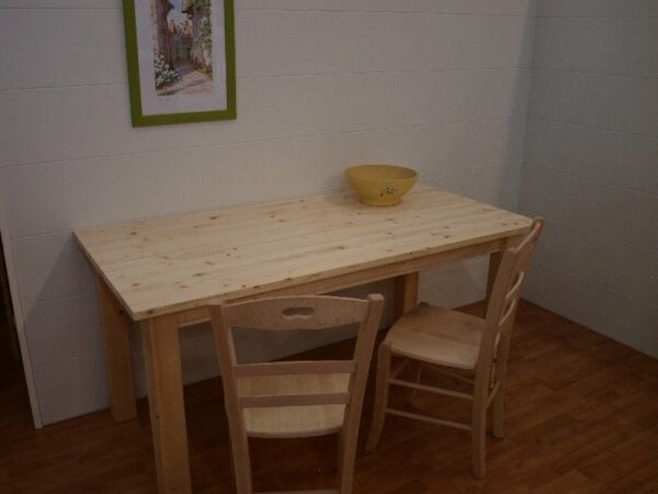 Tavolo Taverna cm.140x75 H 77.5 con piano squadrato 27 mm